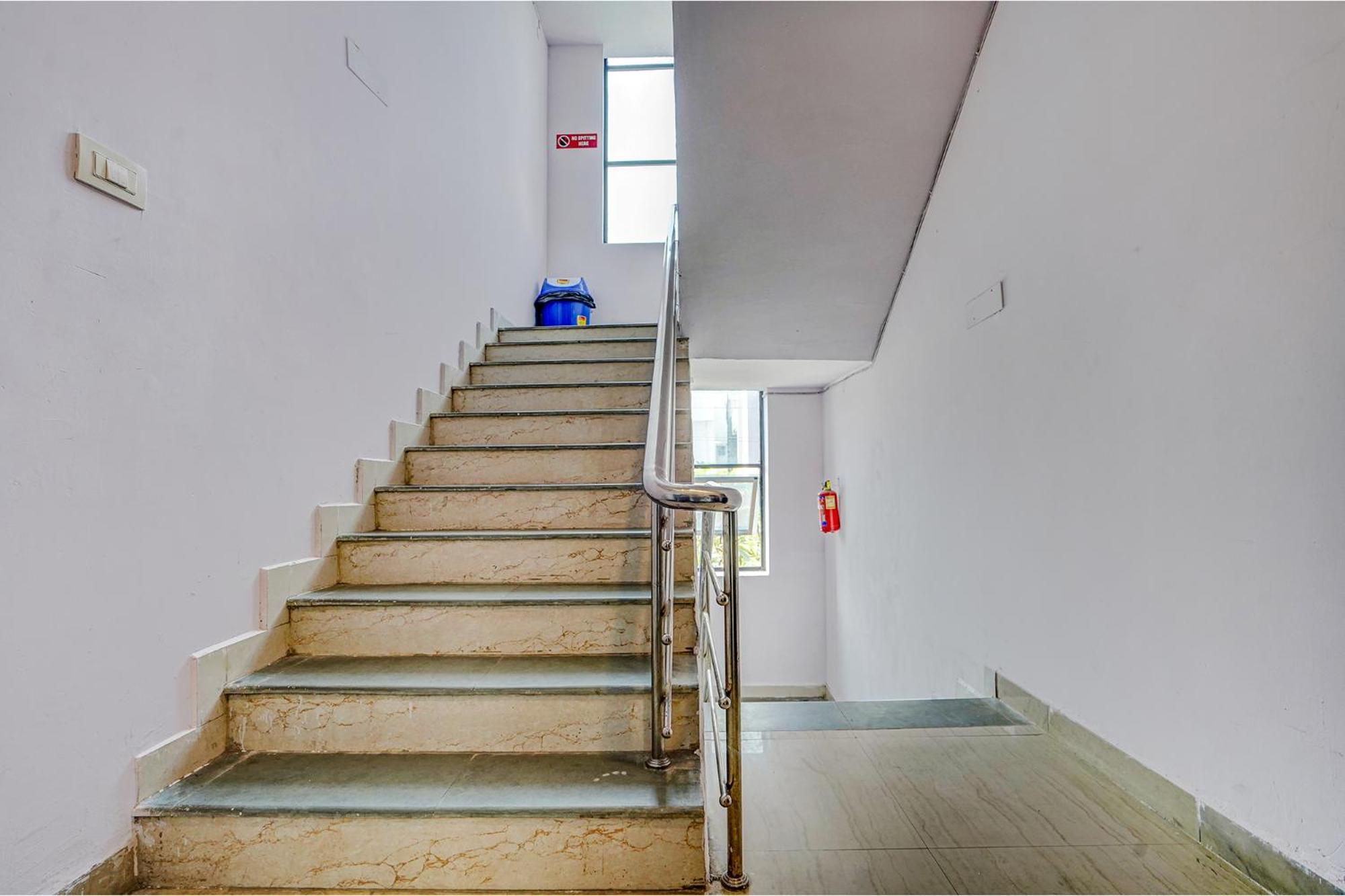 Fabhotel Olive Stay Inn Нагпур Екстериор снимка